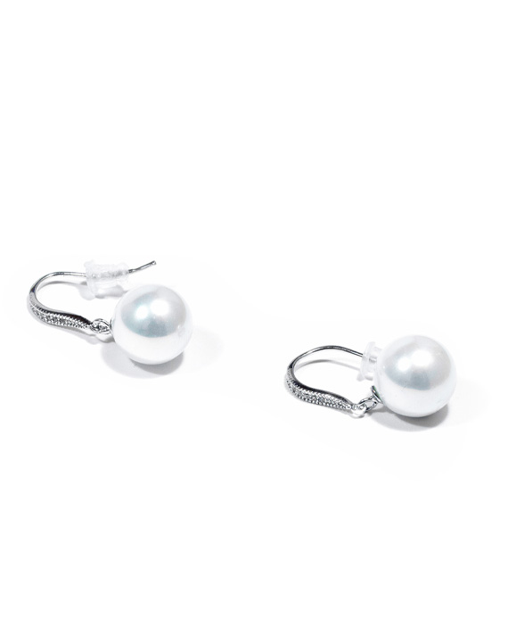 Visiace strieborné náušnice s perlou 12mm A092