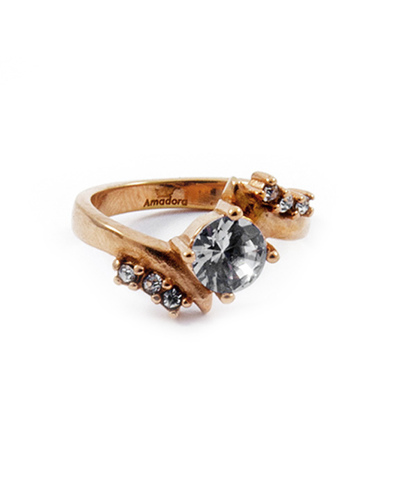 Prepletaný prsteň rose gold s kamienkami C001-2T