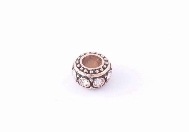 Oceľový prívesok – rose gold kruh s krištáľmi E055-2B