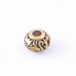 Oceľový prívesok – zlatý ornament E059-0B