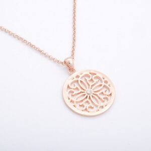 Rose gold náhrdelník s ornamentom kvietku G002-2T