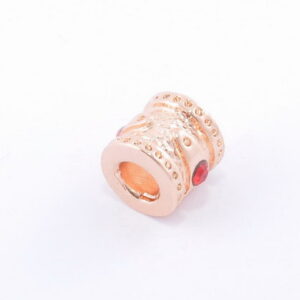 Prívesok – rosegold s červeným kamienkom G019-2R