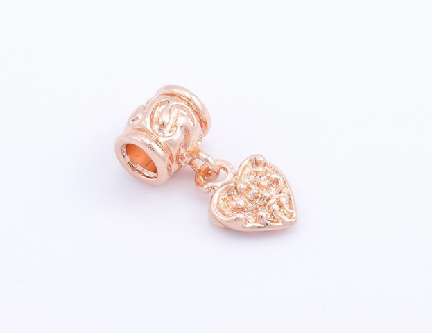 Prívesok – rose gold srdce s ornamentom G114-2X