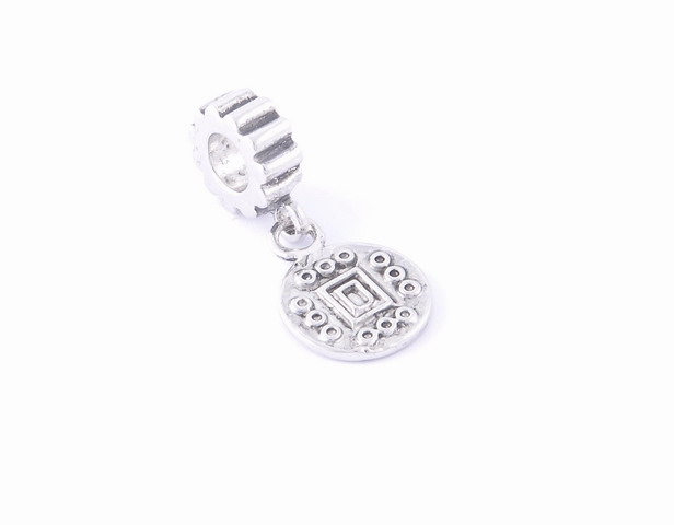 Prívesok – visiaci kruh s ornamentom G125