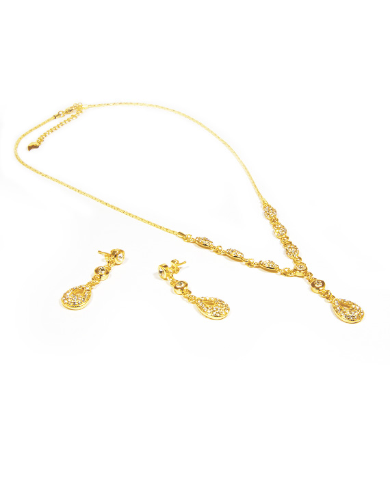 Elegantný set v zlatej farbe L008