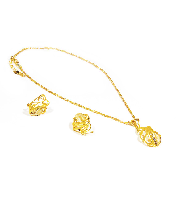 Set retiazky a náušníc s prepletaným dizajnom gold L012