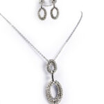 Set rhodiovaných oválnych náušníc a náhrdelníka M025-1T